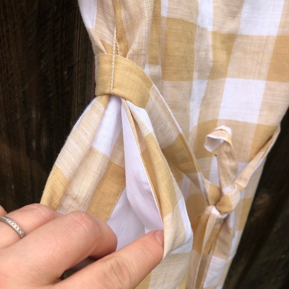 NWT - Who What Wear - Yellow & White Gingham Dress with ruffle sleeves - Picture 7 of 9